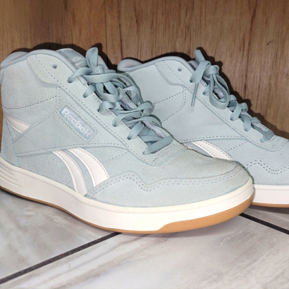 Reebok Court Advance SDE High-Top Sneaker, Color: seafoam green, Size: 6